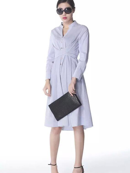 溆牌sisuin女装品牌服饰样品外套款式