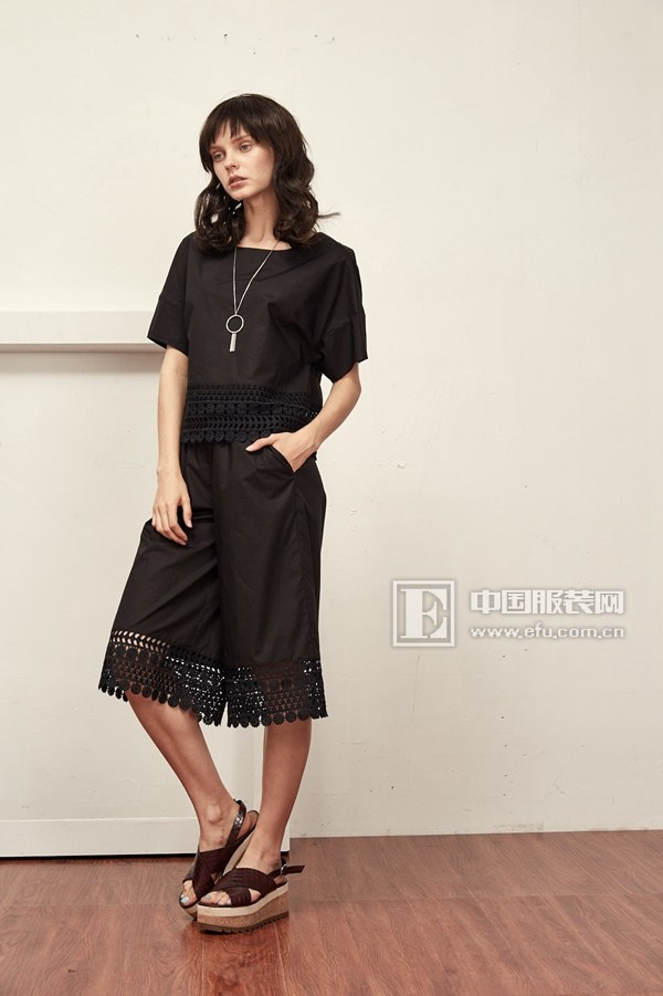 OMUCHOY新品女装 休闲与优雅并存
