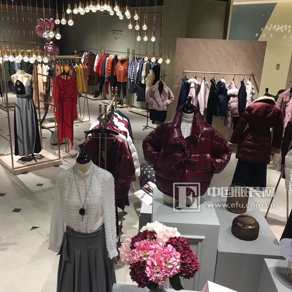 高街设计师SIEGO西蔻2018年秋季新品发布会邀请函!