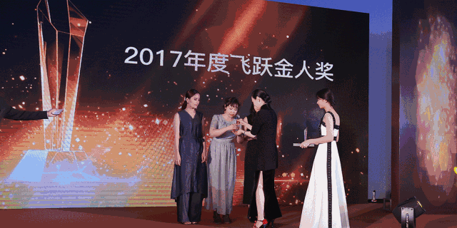 伊缔莎,伊缔莎女装 伊缔莎,伊缔莎女装