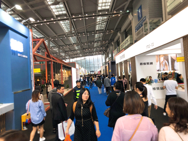 第20届FS深圳国际服装供应链博览会 “展”得好“签”得更好0.gif