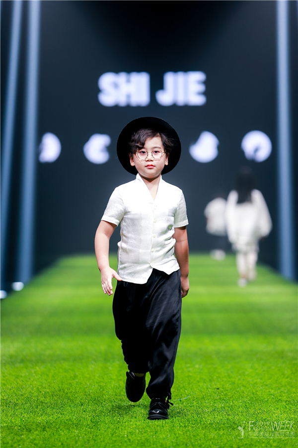 SHIJIEһġͯװװ2019ʵ¼