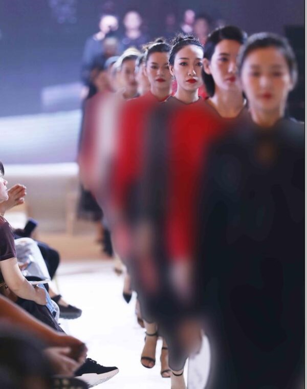 娅丽达