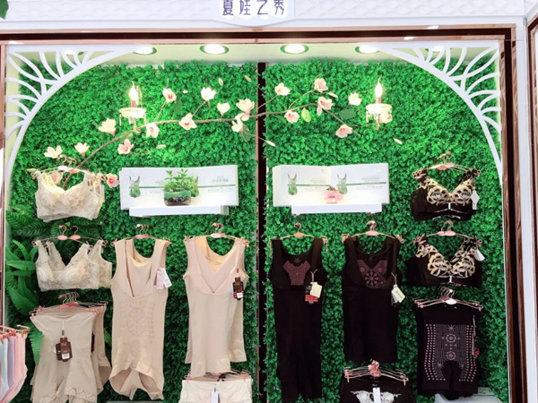 下一个品牌:迈徒上一个品牌:ozt夏娃之秀店面形象夏娃之秀服装品牌
