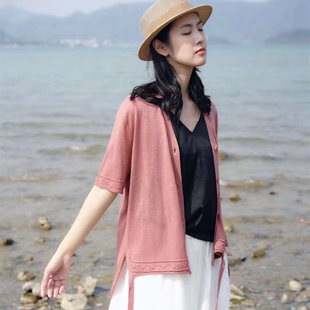 底色舒適穿搭，帶給你無拘無束的氛圍美人感