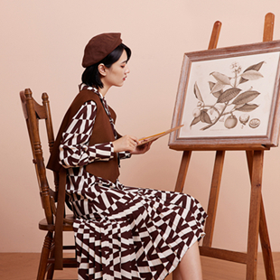 白茶春夏時尚穿搭，去繁就簡展現屬于自己的型格
