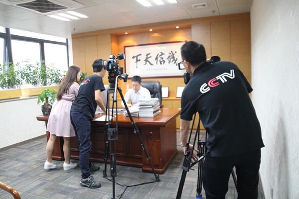 澳门人威尼斯官方网站闺秘内衣店加盟条件(图2)