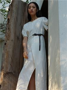 青稚女装
